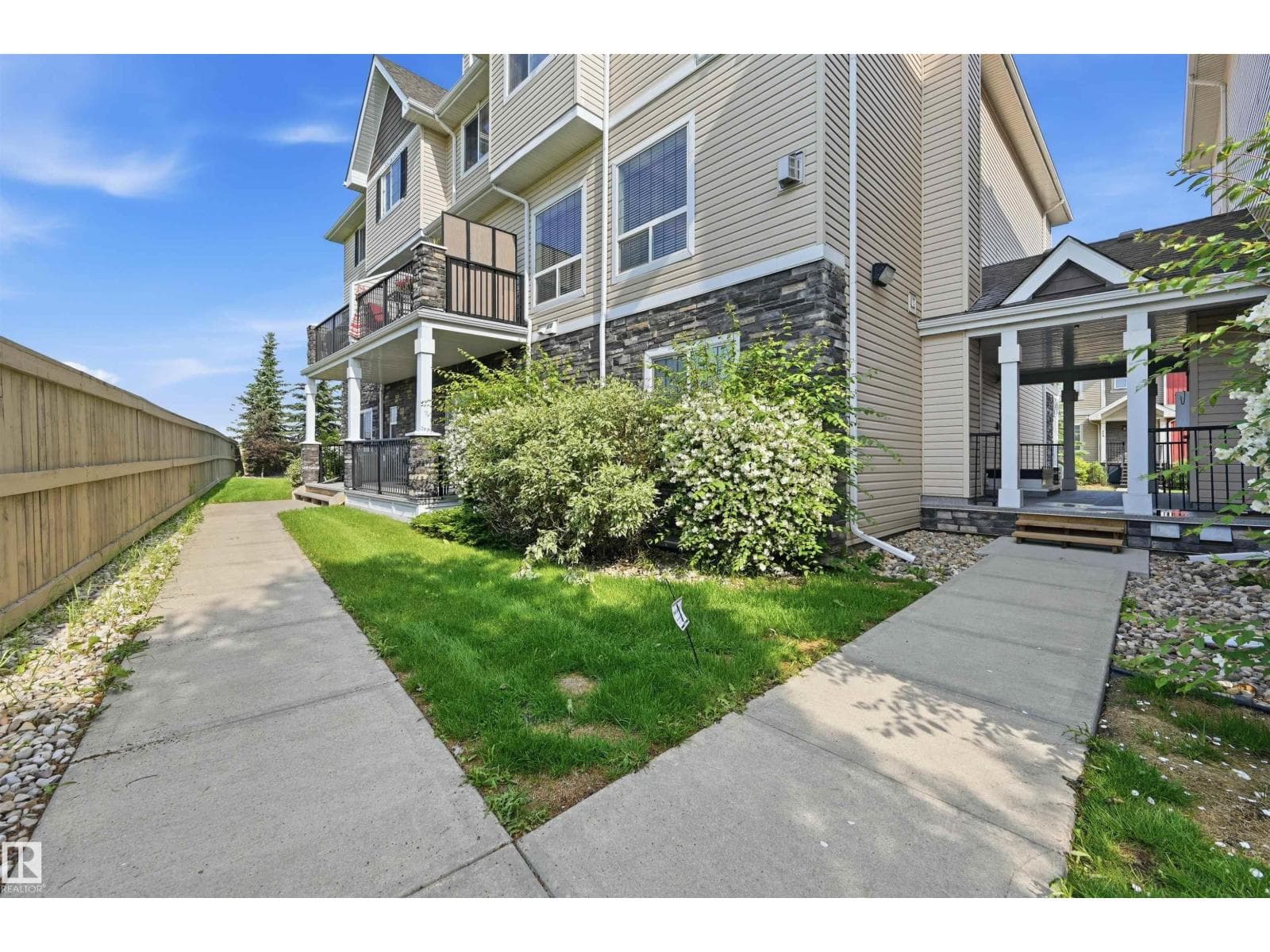 #117 7293 SOUTH TERWILLEGAR DR NW — photo 4