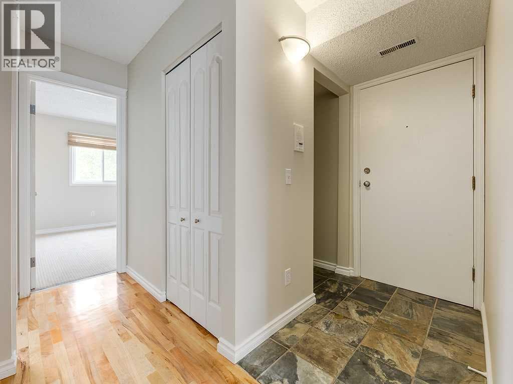 113, 1540 29 Street NW — photo 3