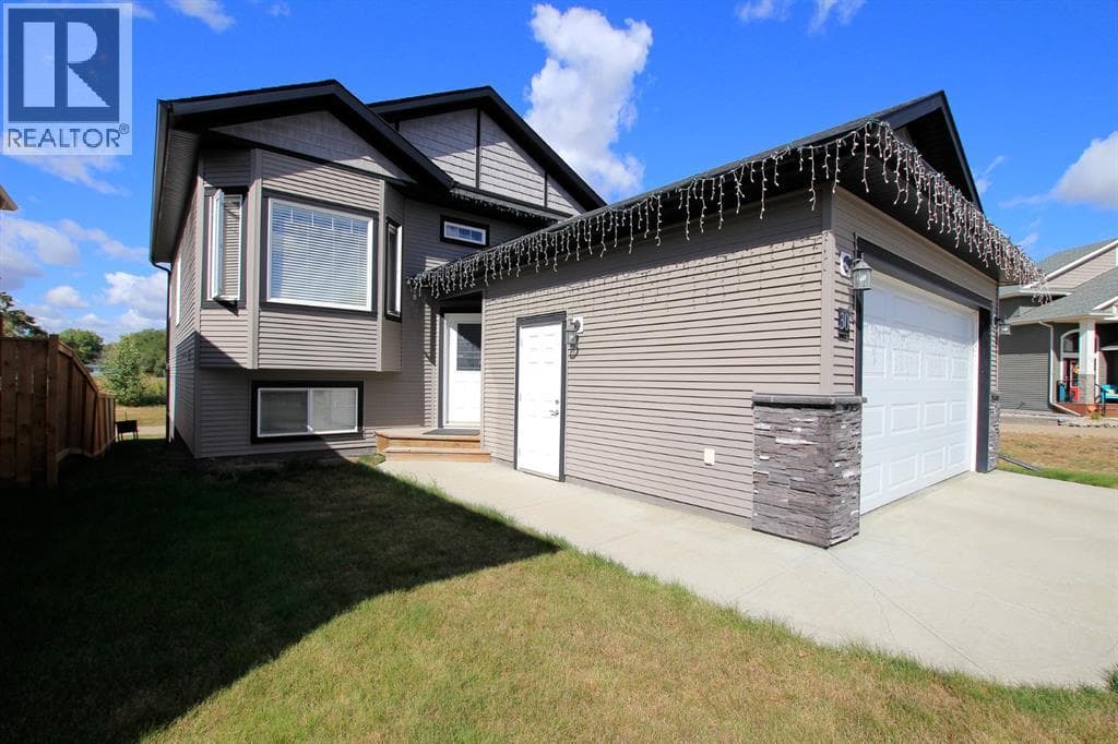 30 Henderson Crescent — photo 3