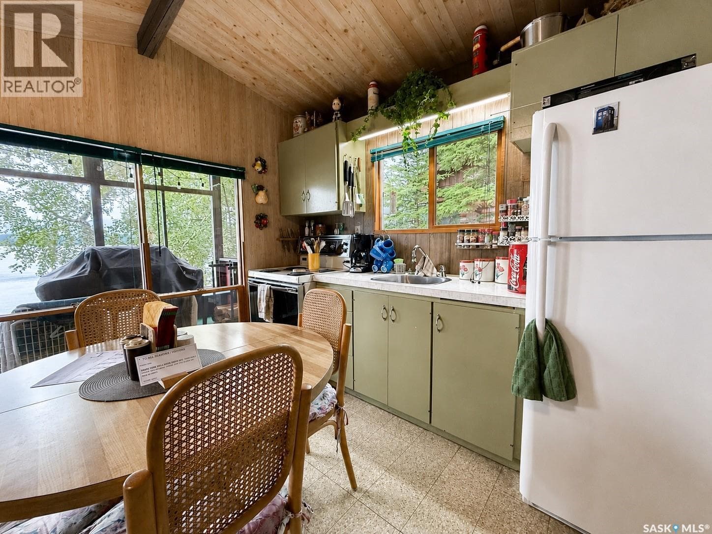 550 Neis DRIVE — photo 4