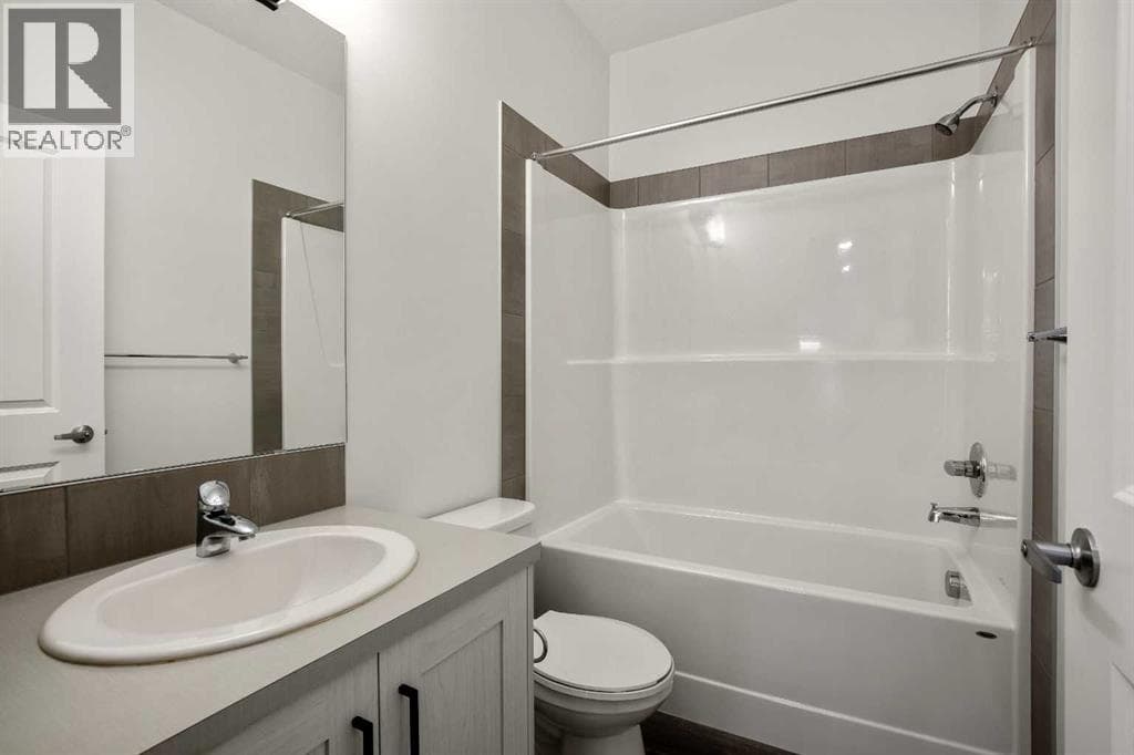 223 Savanna Way NE — photo 5
