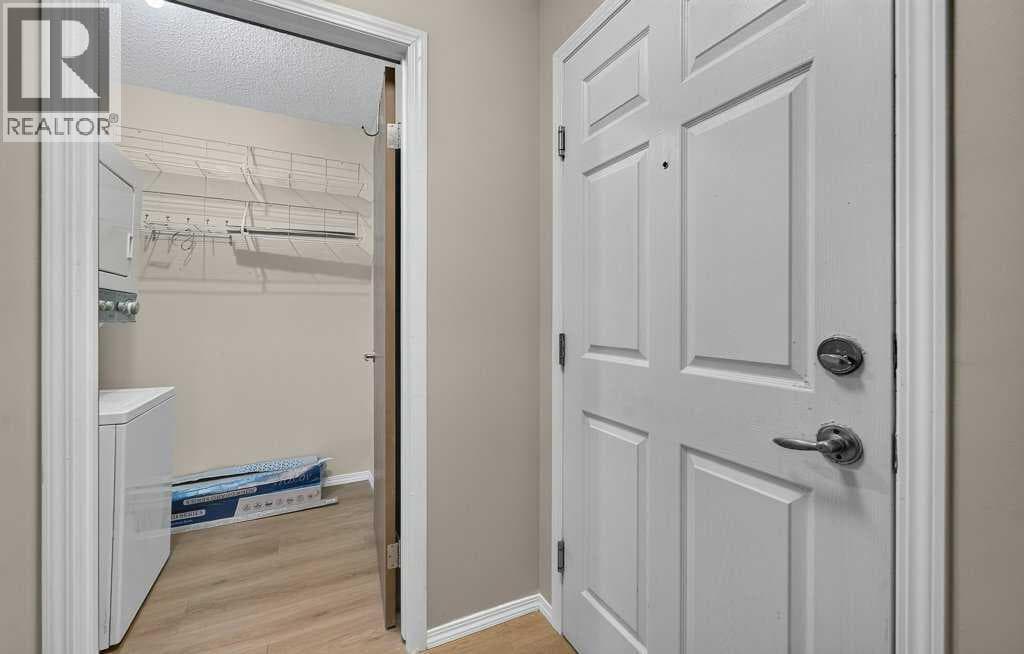 106, 11 Somervale View SW — photo 3