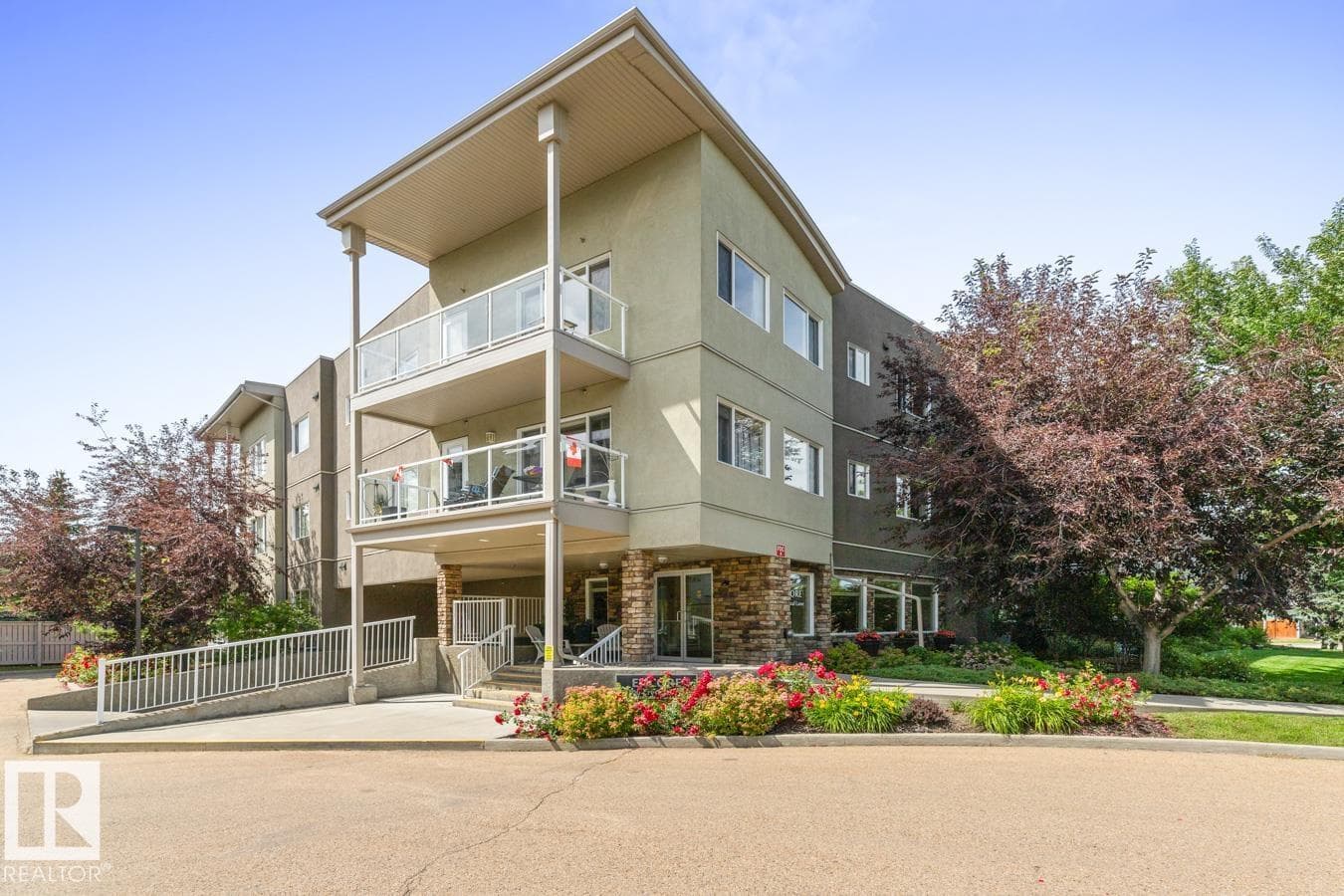 #308 100 CRYSTAL LN — photo 2