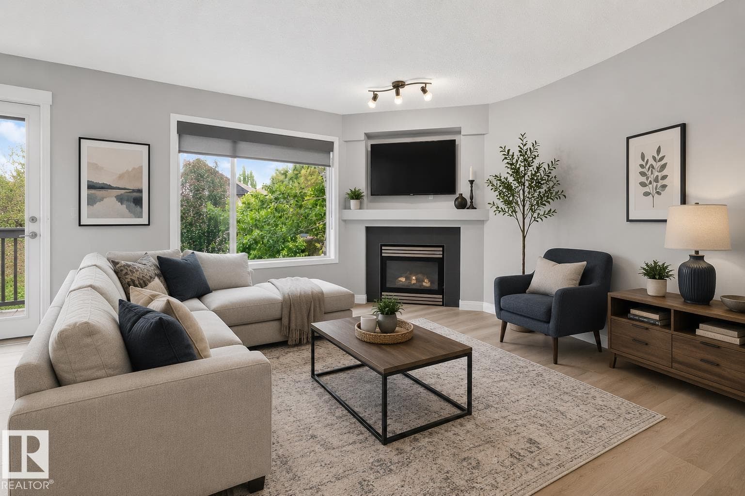 #120 21 SUMMERWOOD DR — photo 3