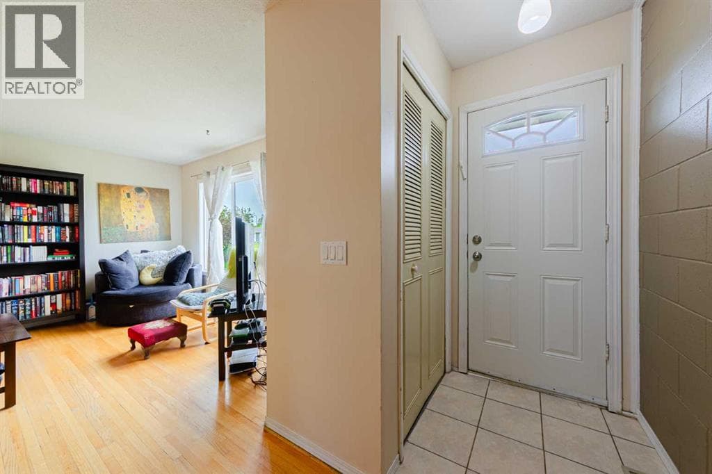 5412 14 Avenue SE — photo 4