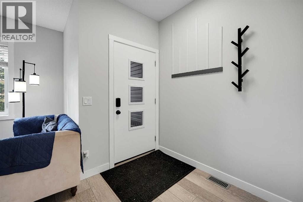 42 MIDTOWN Boulevard SW — photo 3