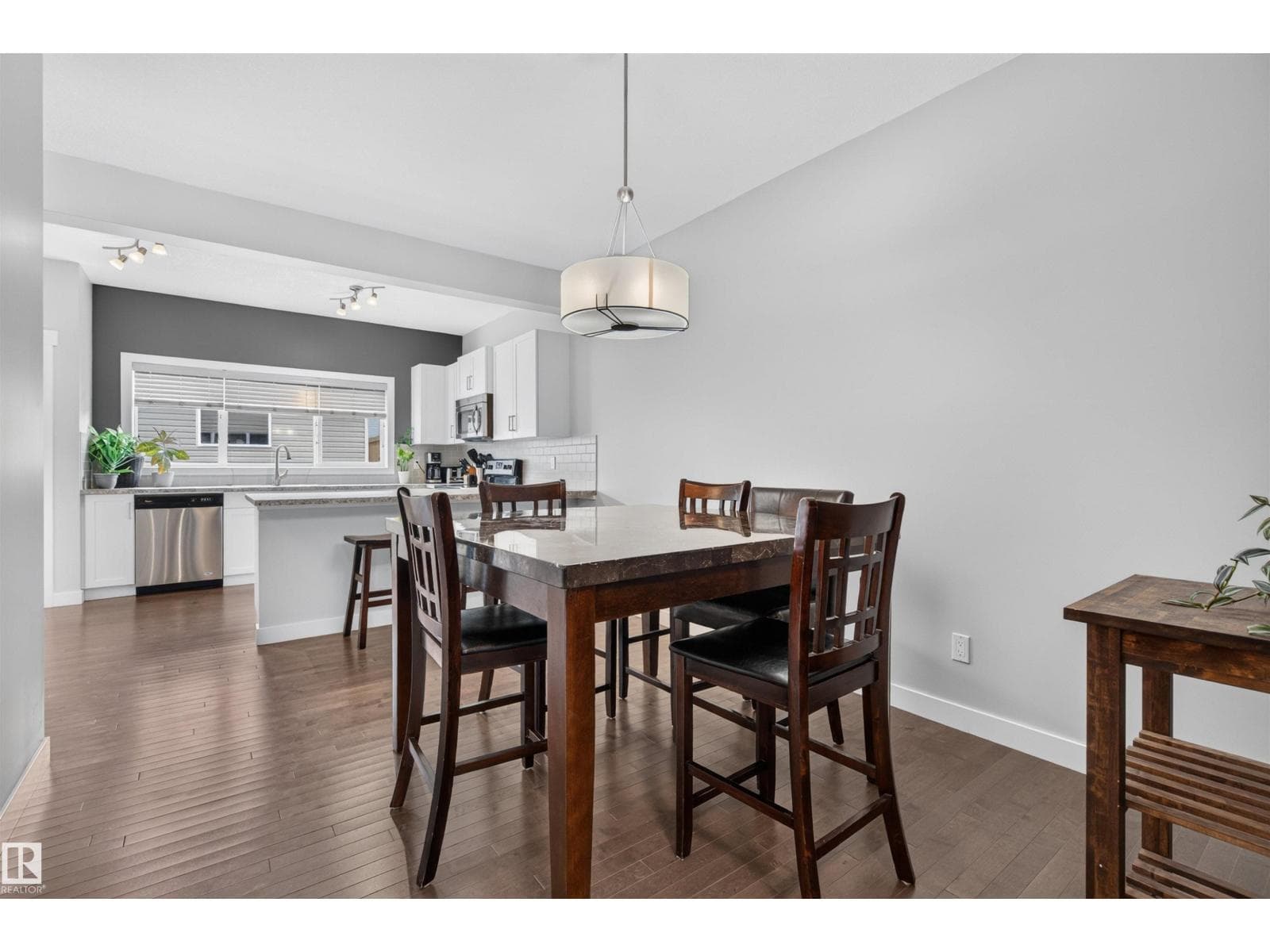 1541 SECORD RD NW — photo 4