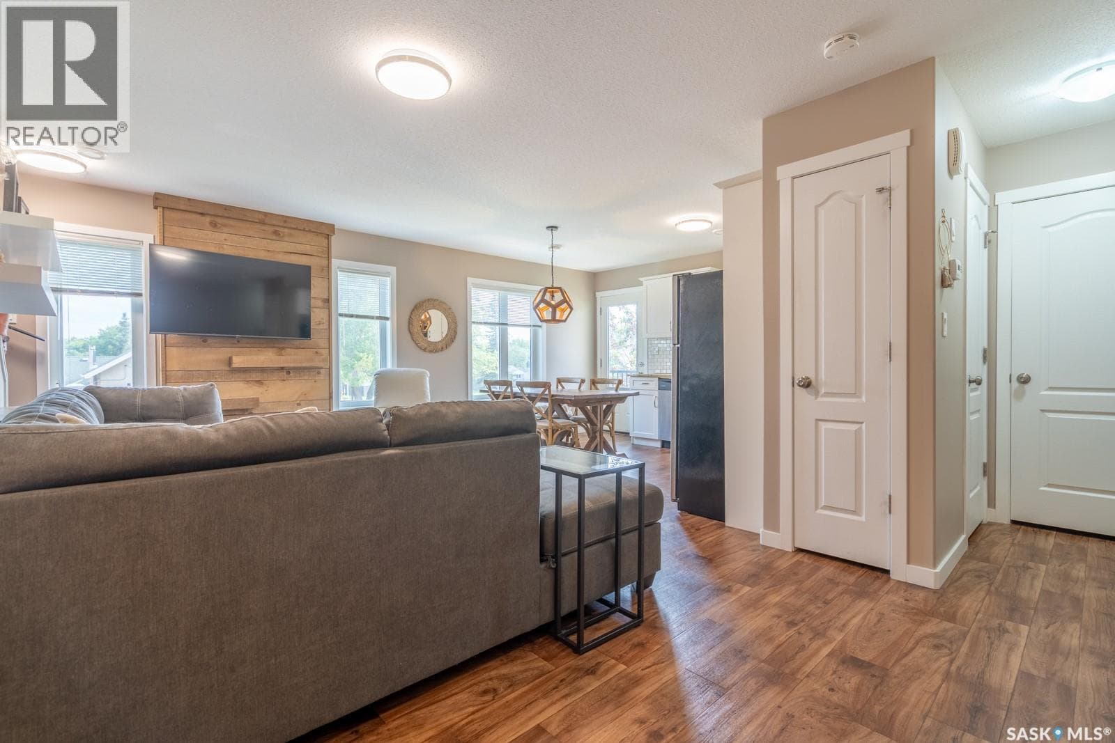 317 '1225 Empress STREET — photo 4