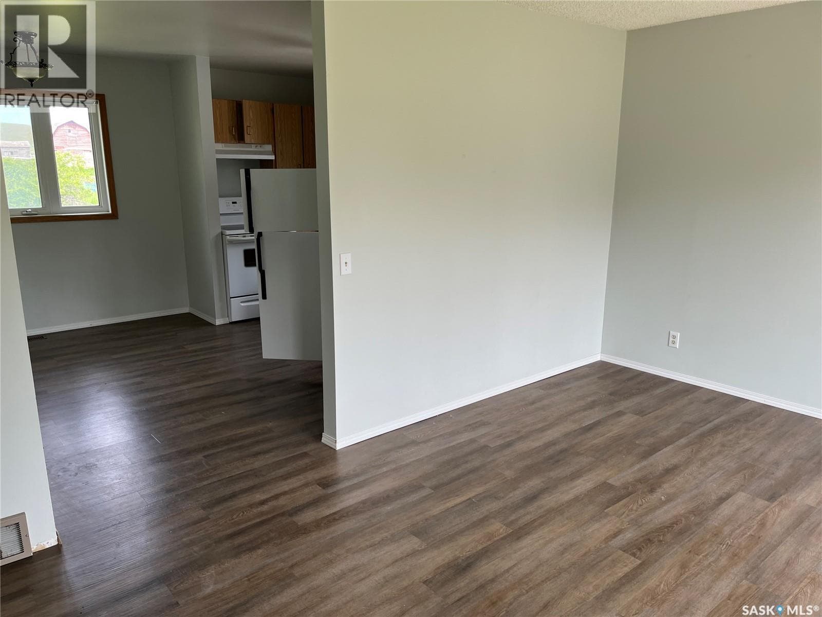 11 A AVENUE — photo 5