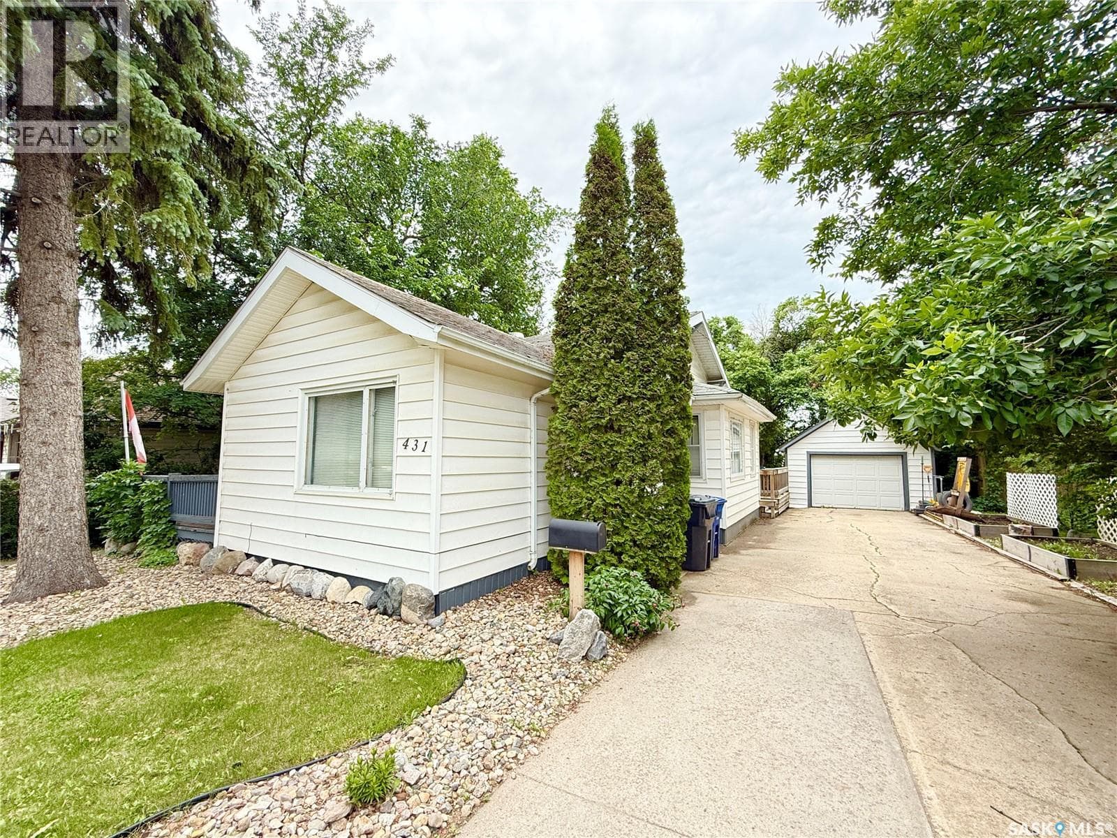 431 Qu'appelle STREET