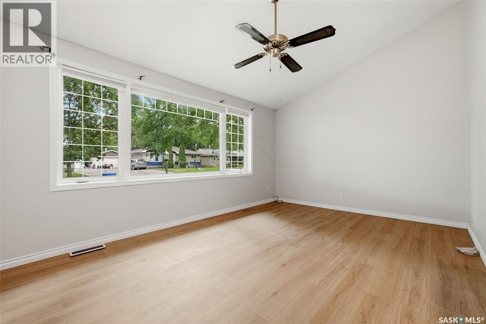 80 Bobolink BAY — photo 4