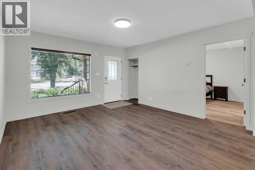 415 Centre Street — photo 3