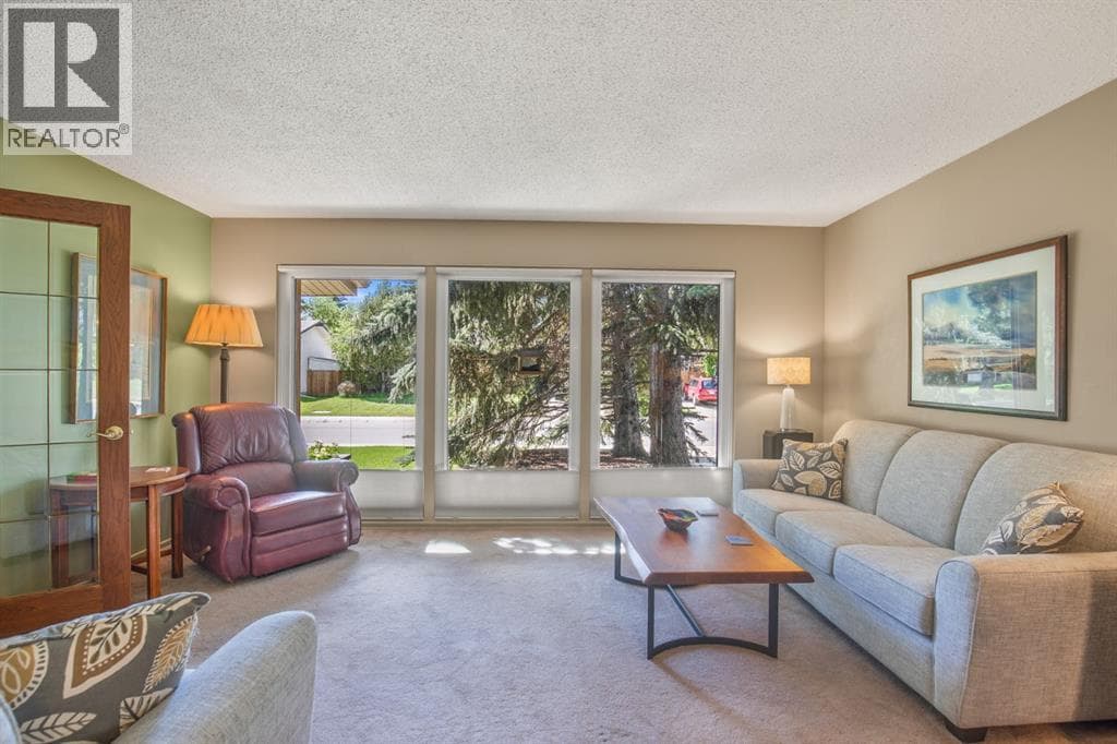 11 McCune Avenue — photo 4