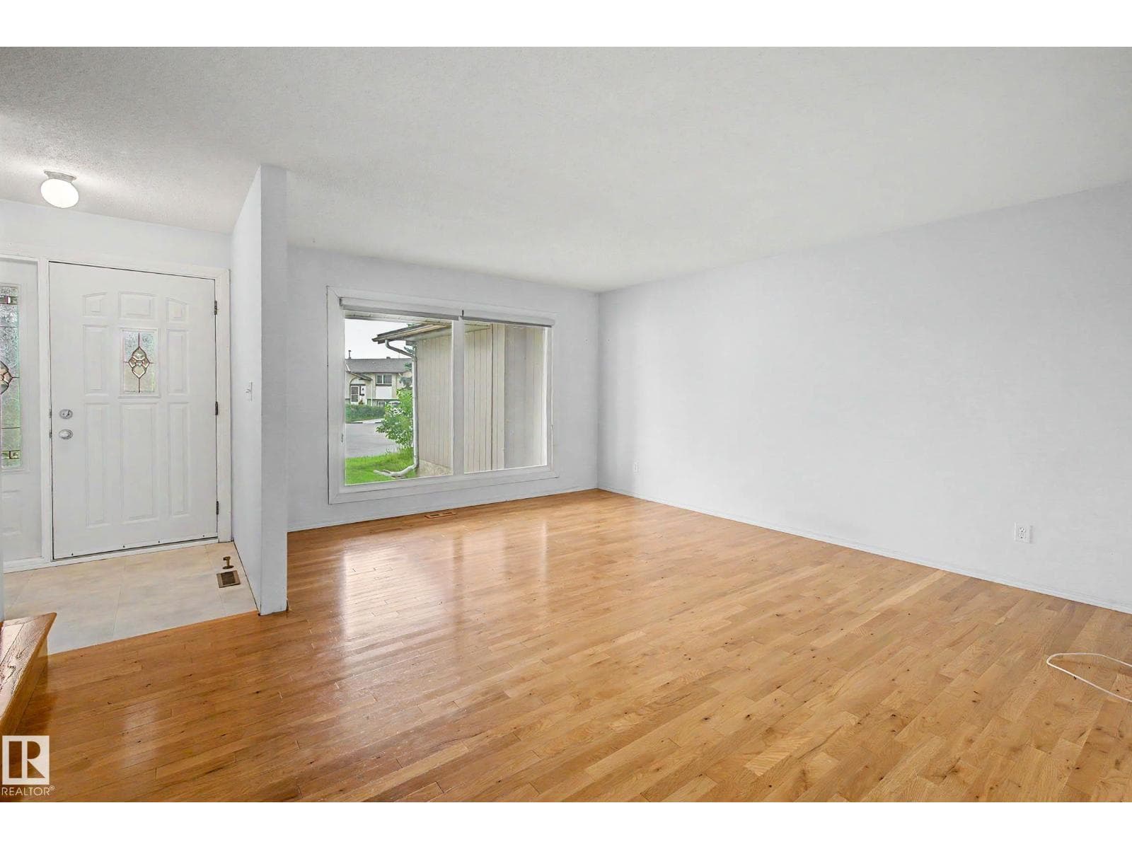 10211 171A AV NW — photo 3