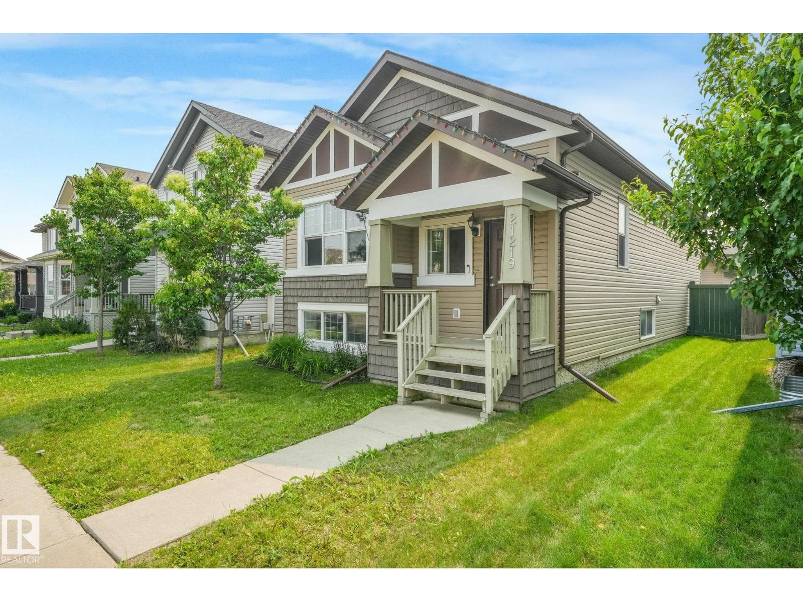 21219 96 AV NW — photo 2