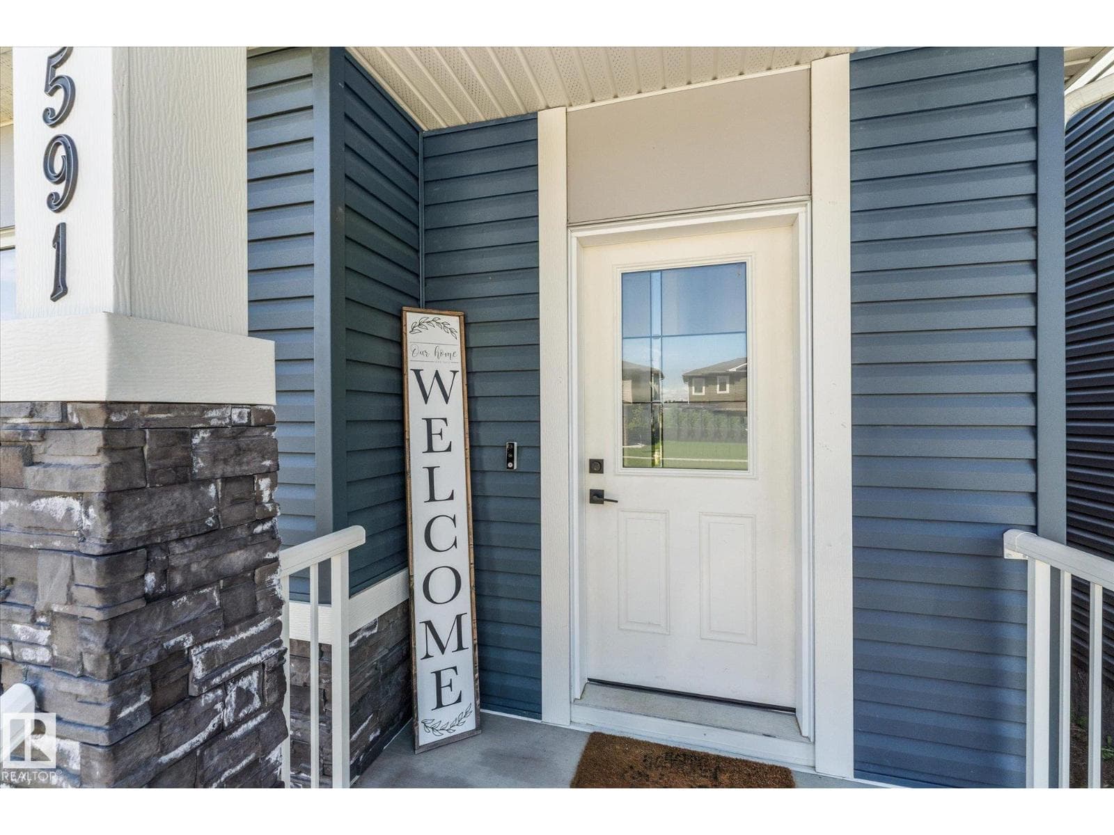 591 MEADOWVIEW DR — photo 2