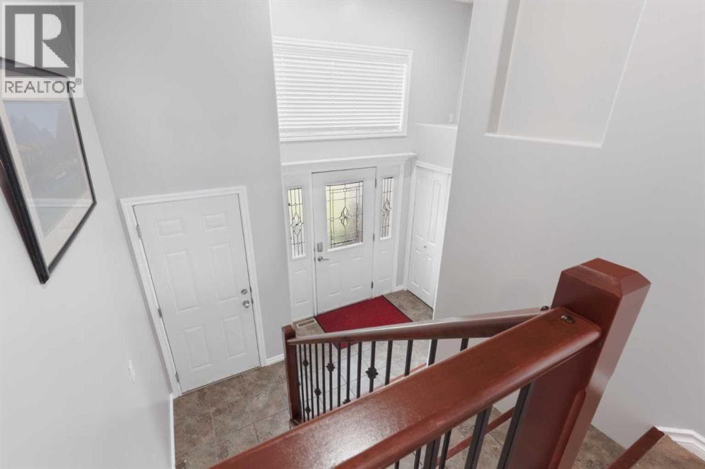 432 Firelight Point W — photo 4