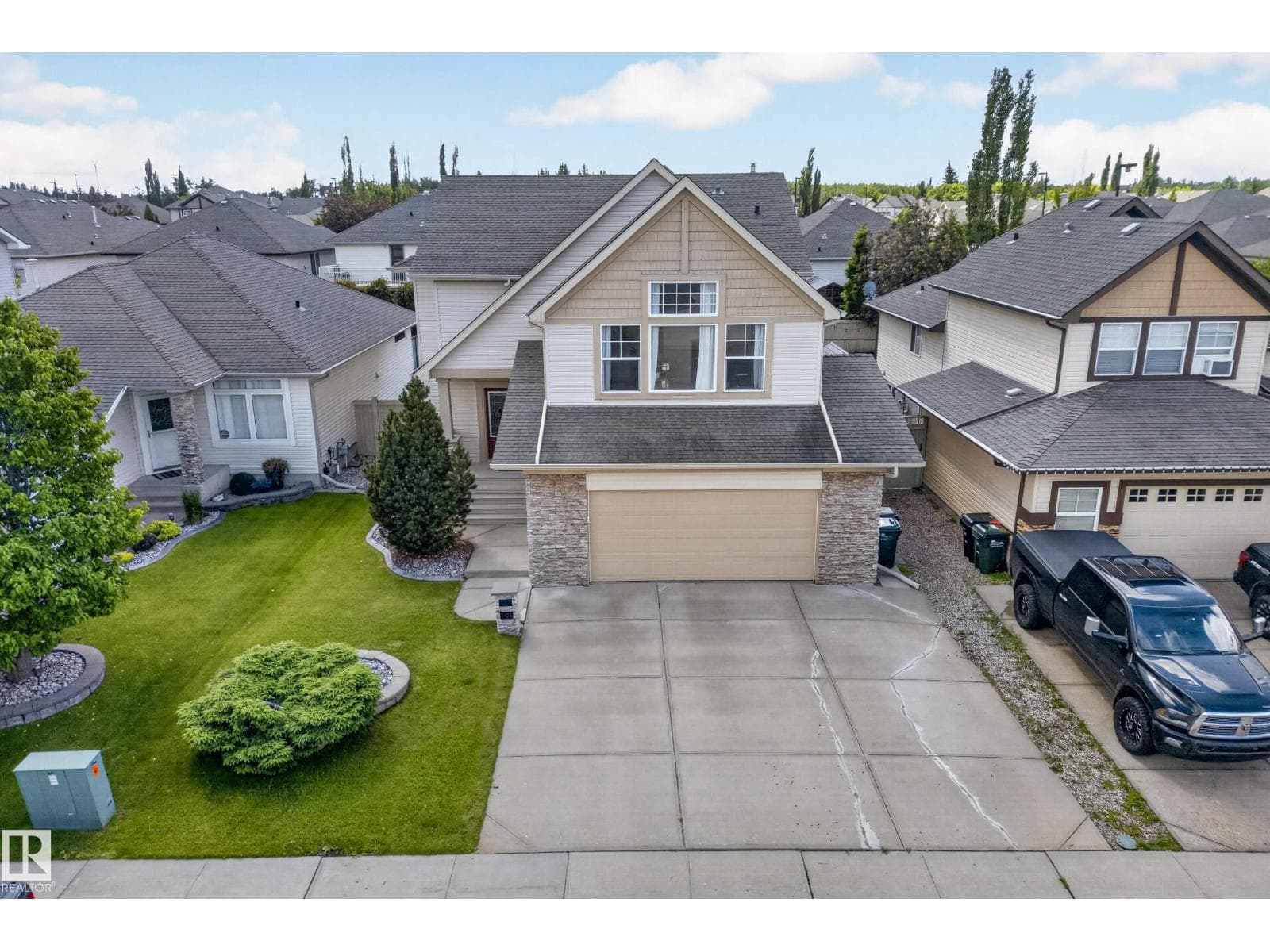 101 RIDGEBROOK CL