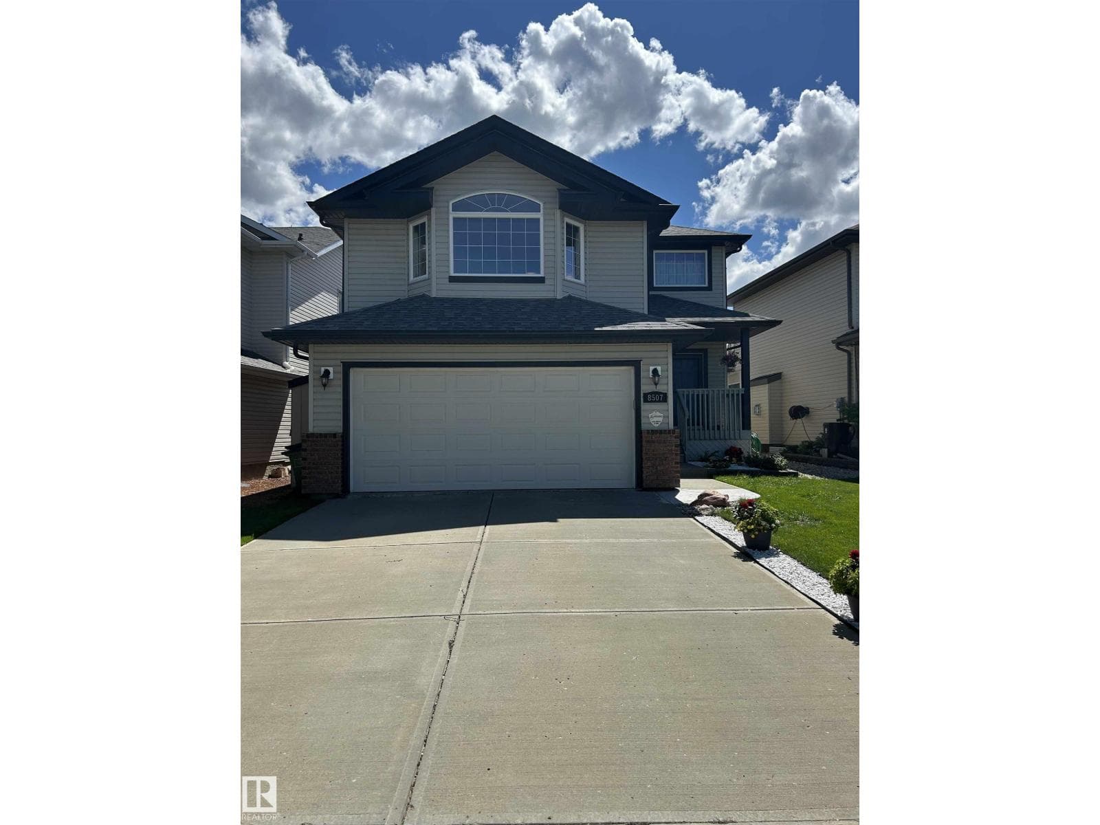 8507 179 AV NW