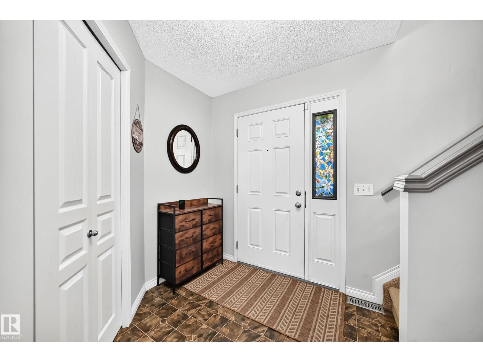 8507 179 AV NW — photo 4