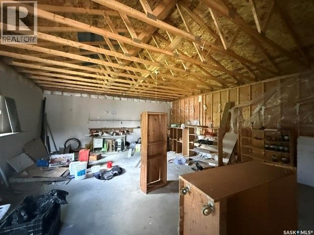 361 18th STREET W — photo 3