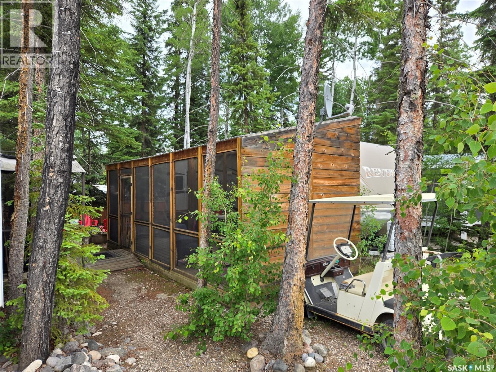 320 fairway DRIVE — photo 2