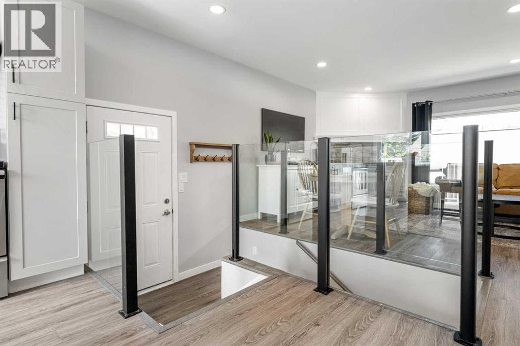 229 84 Avenue SE — photo 3