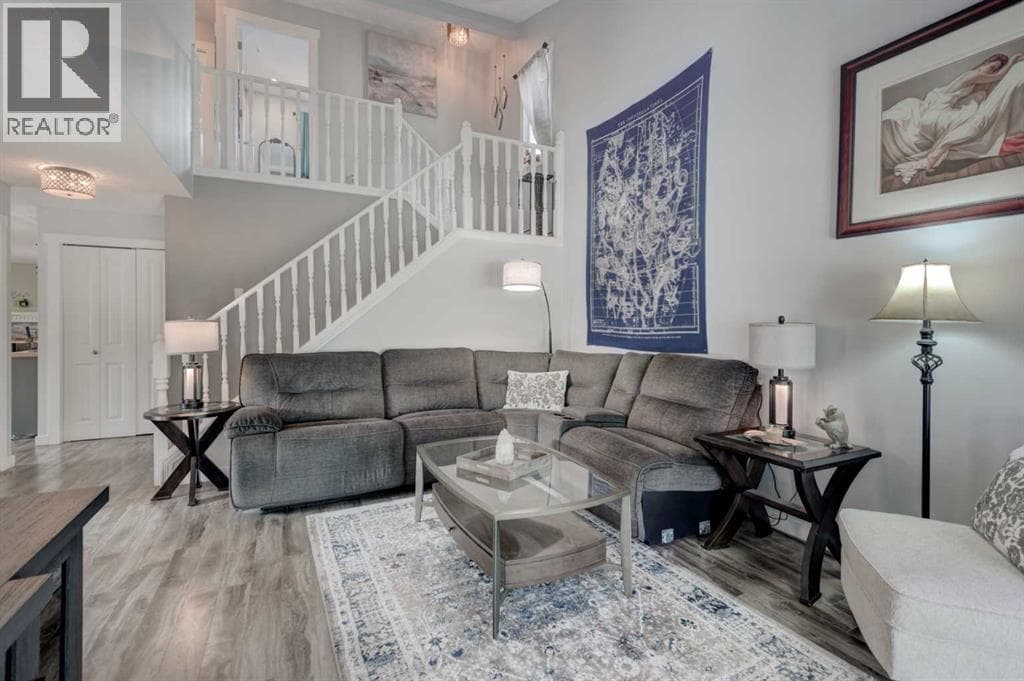 304 Shawcliffe Circle SW — photo 2