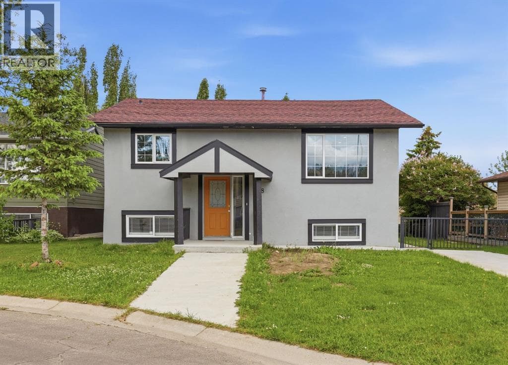 28 Fallingworth Court NE