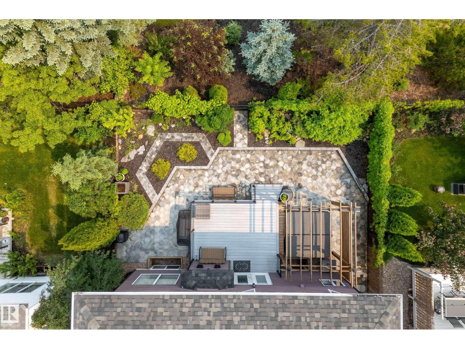 1017 HOLGATE PL NW — photo 4