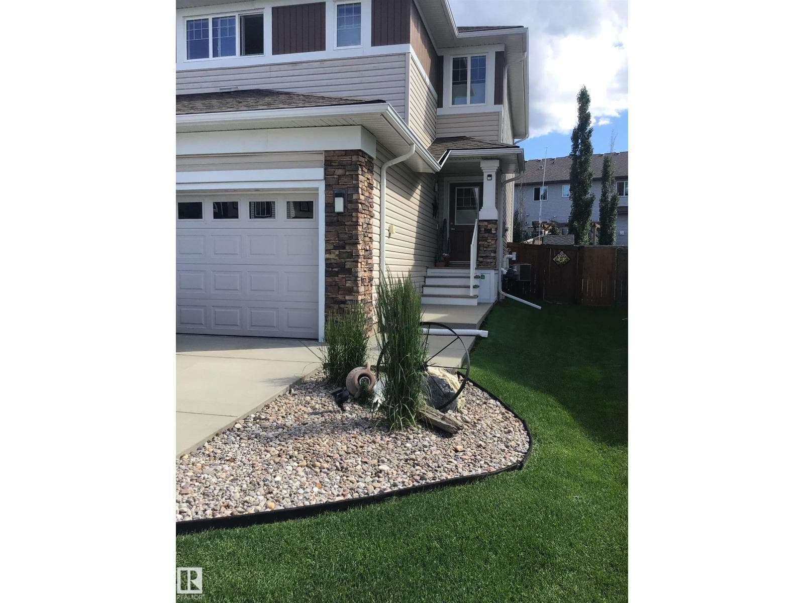 145 SUMMERSTONE LN