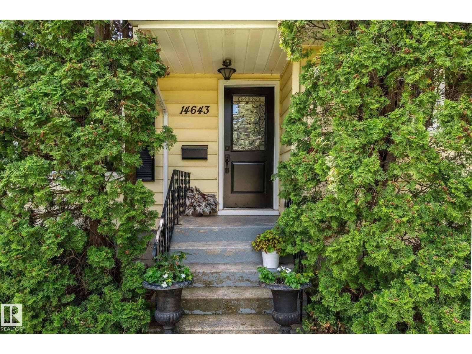 14643 88 AV NW — photo 3