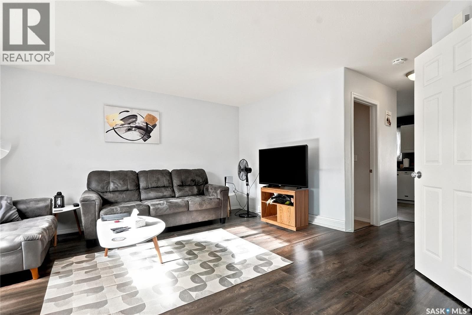8 203 Herold TERRACE — photo 4