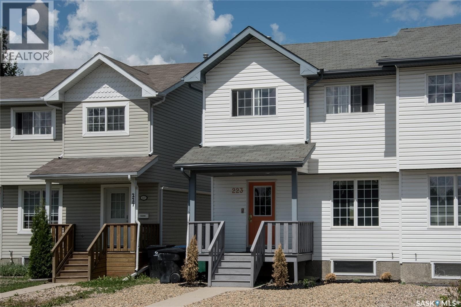 223 Rutherford CRESCENT