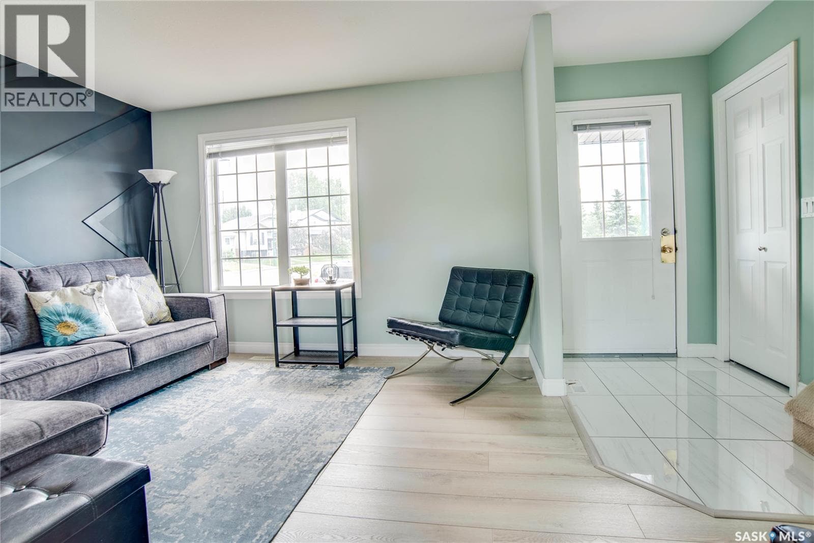 223 Rutherford CRESCENT — photo 4