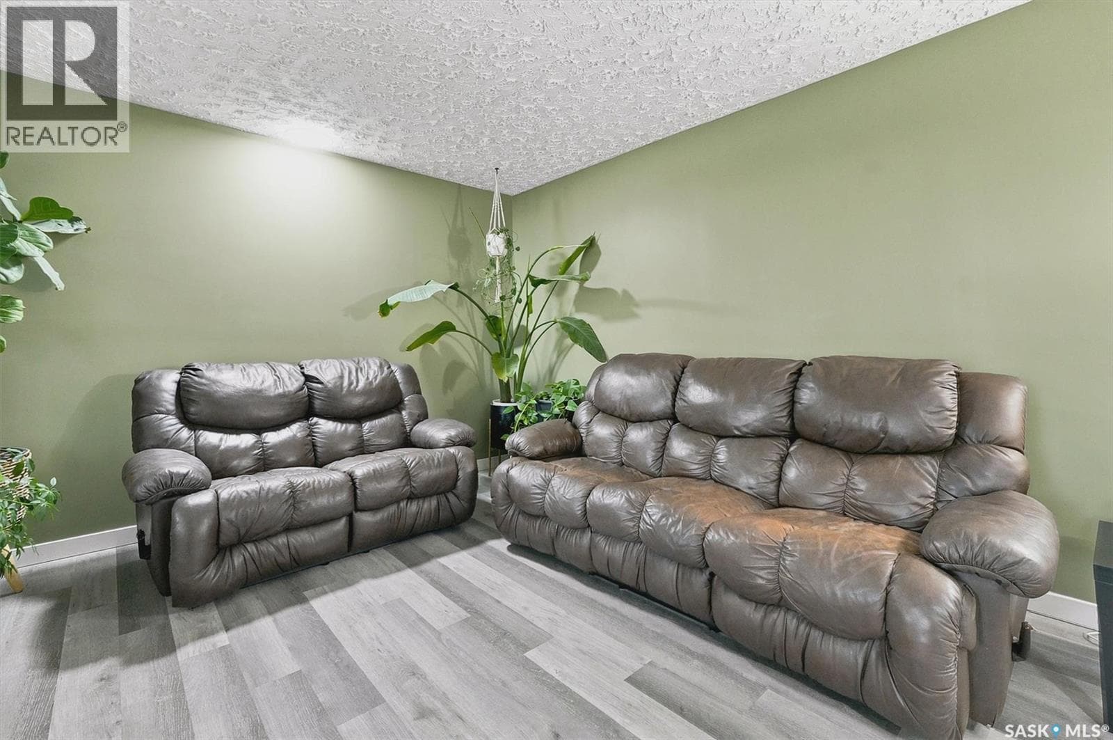 418 North Railway STREET — photo 5
