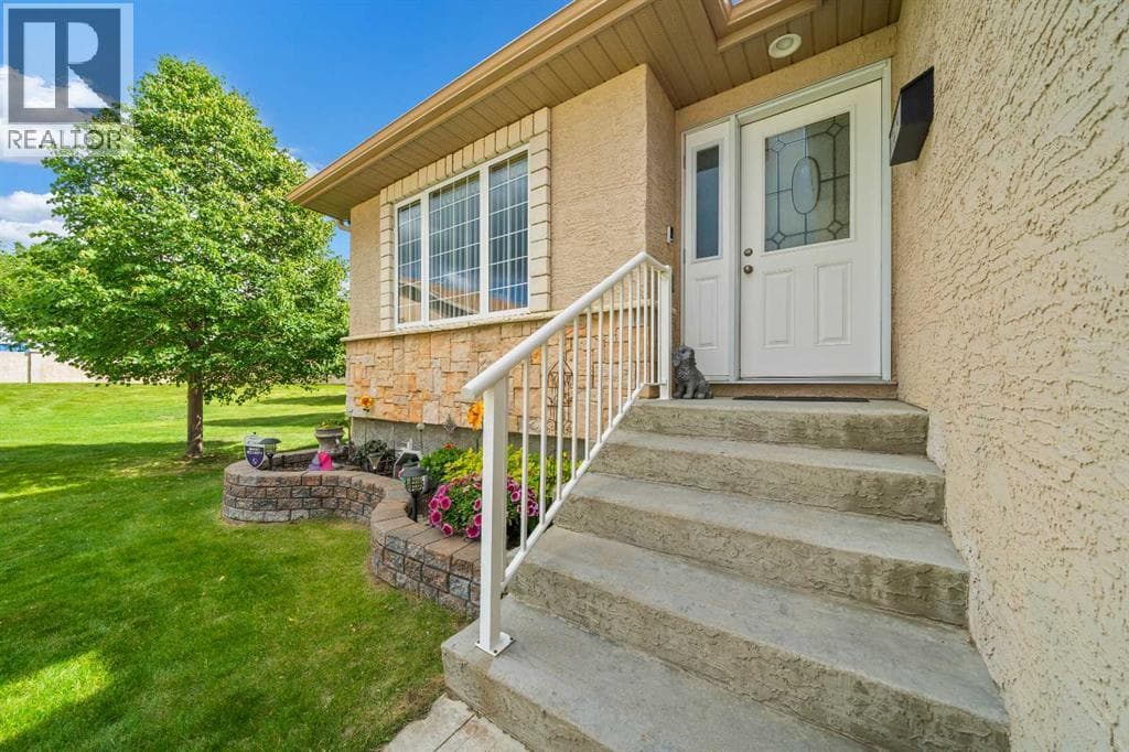 60 Sandstone Place SE — photo 5