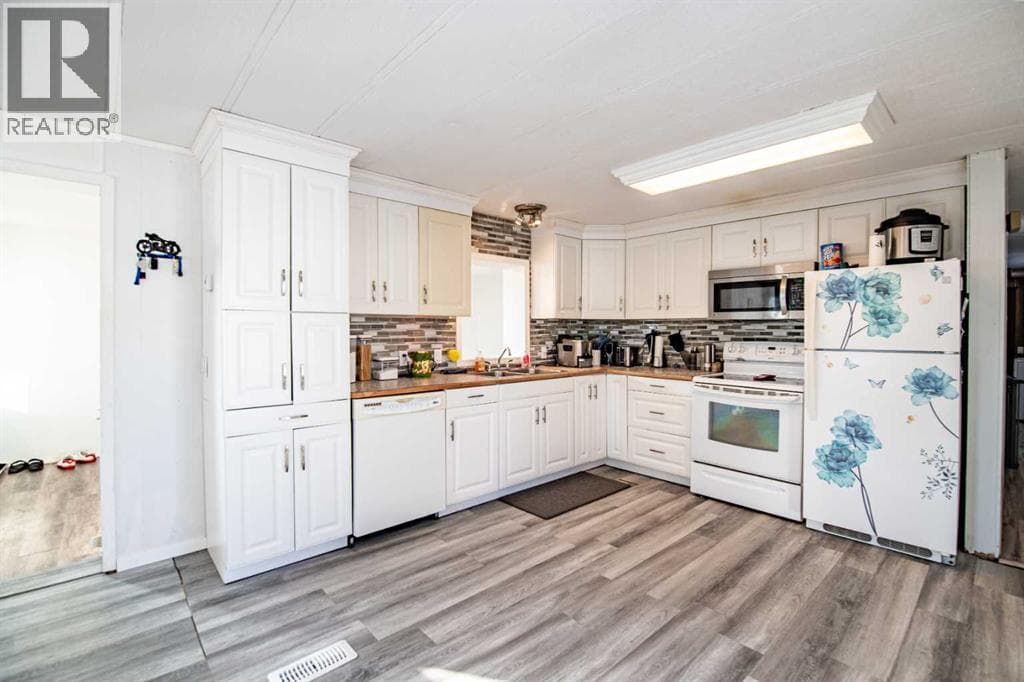 3, 5344 76 Street — photo 5