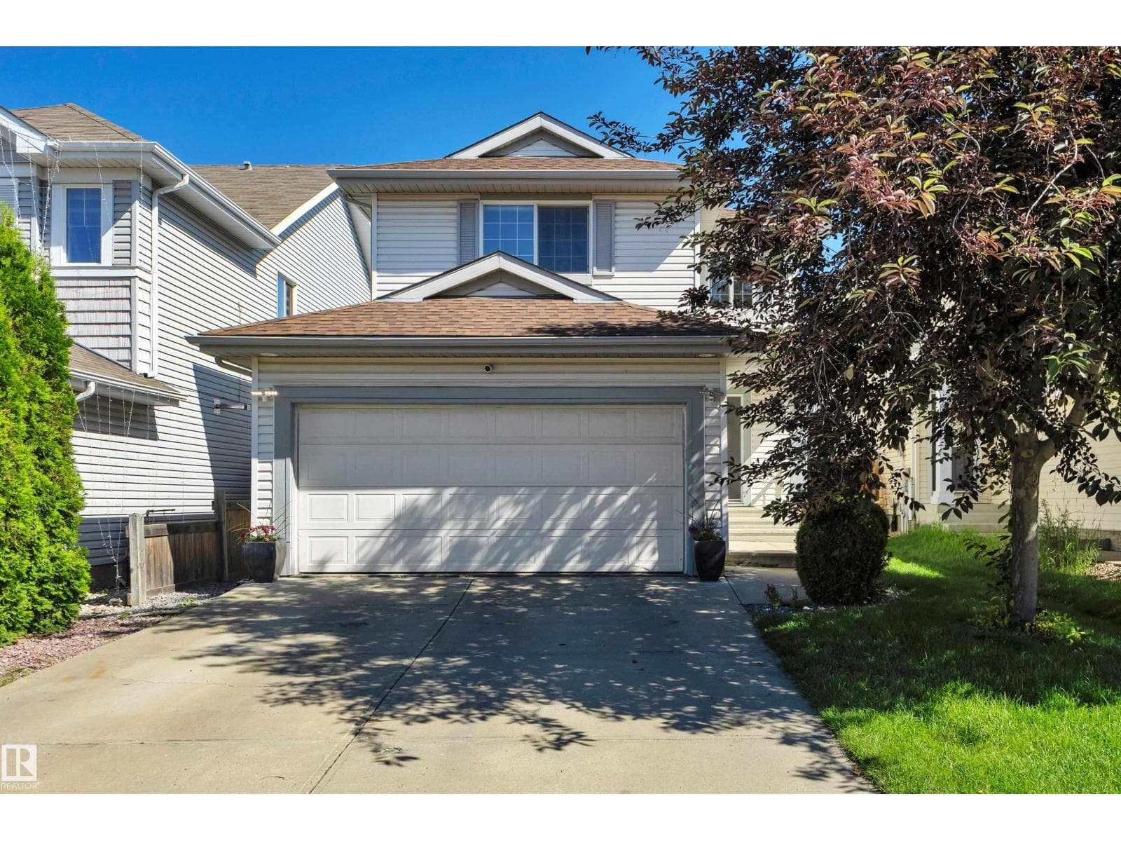 5912 8 AV SW