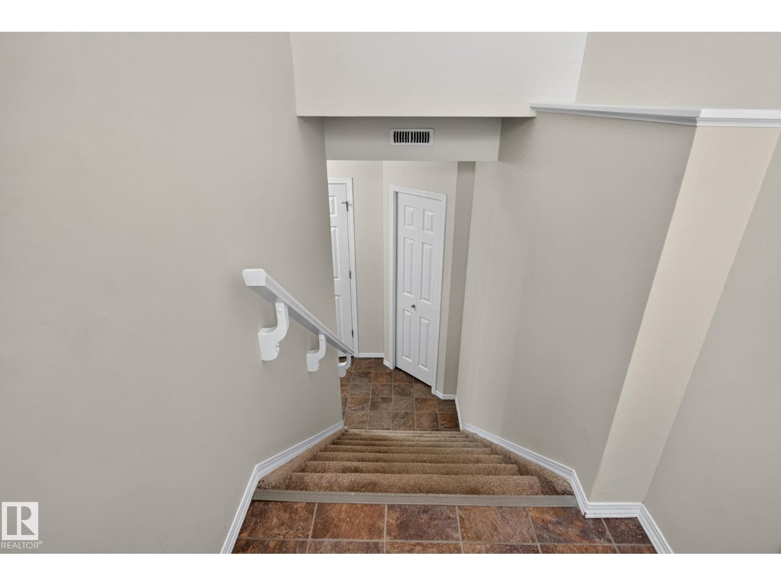 #18 6520 2 AV SW — photo 2