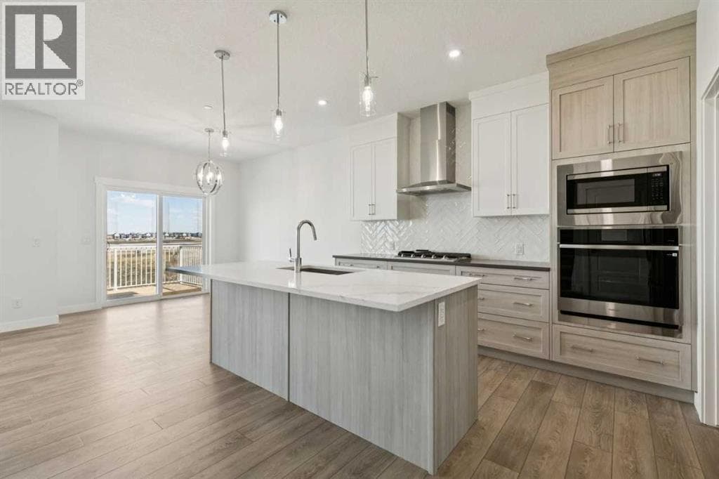 458 Hotchkiss Manor SE — photo 4