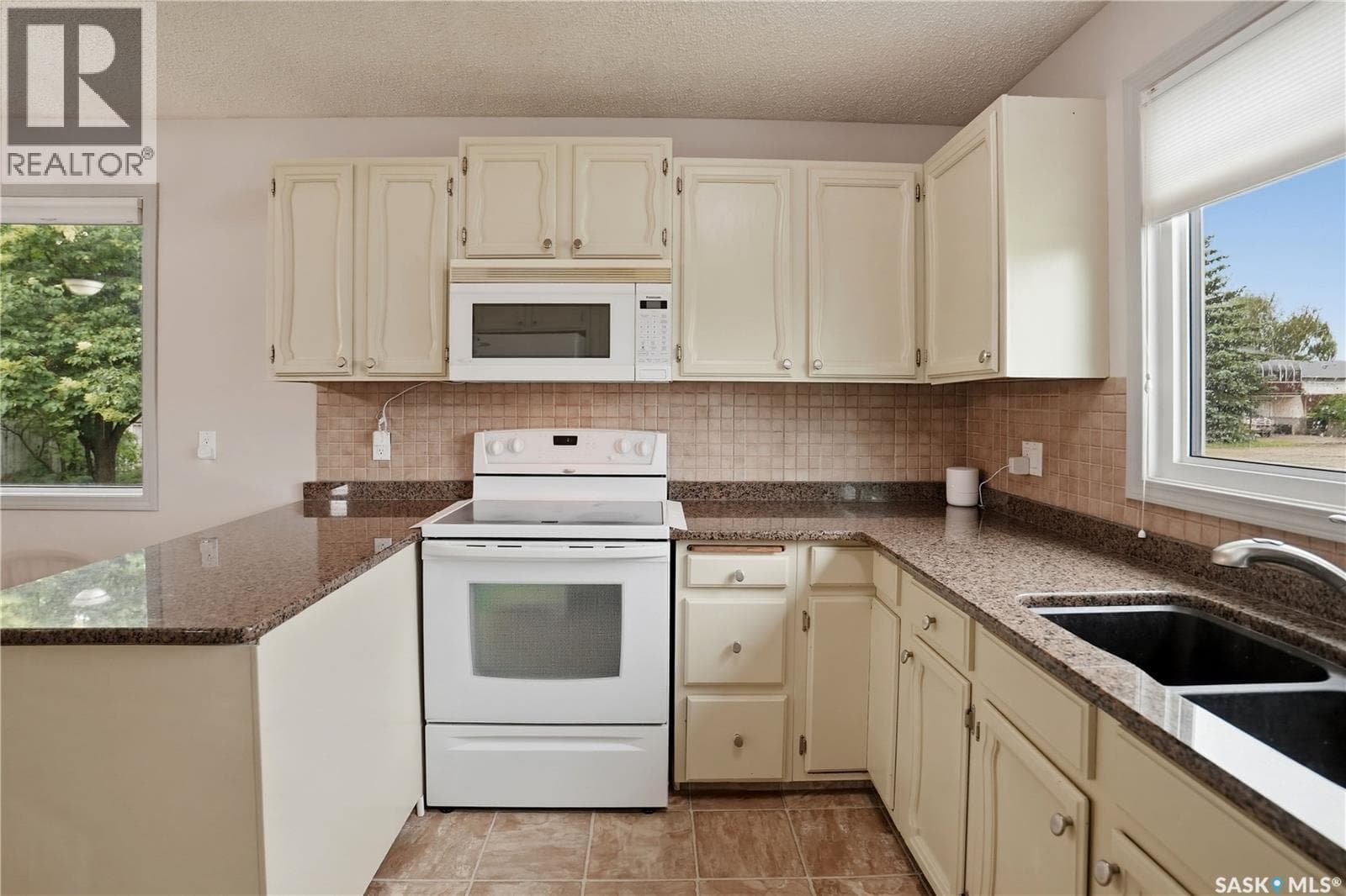 1811 Bowers DRIVE — photo 3