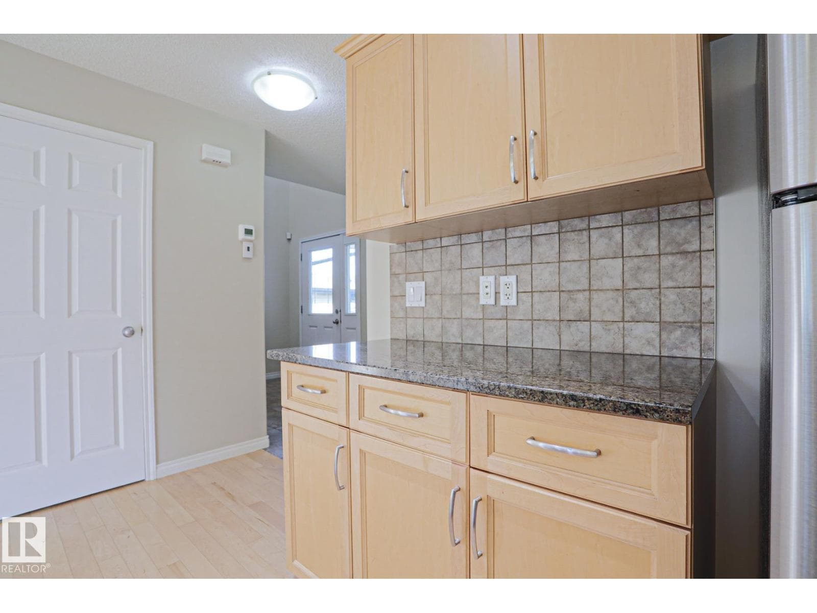 45 ASHTON GA — photo 4