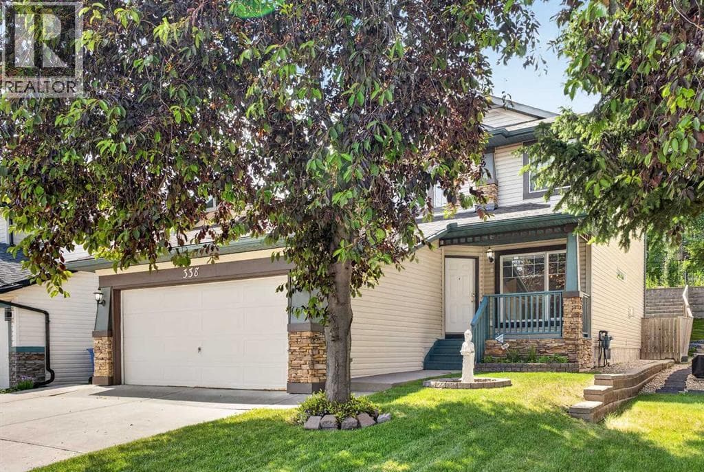 338 Panamount Drive NW — photo 2