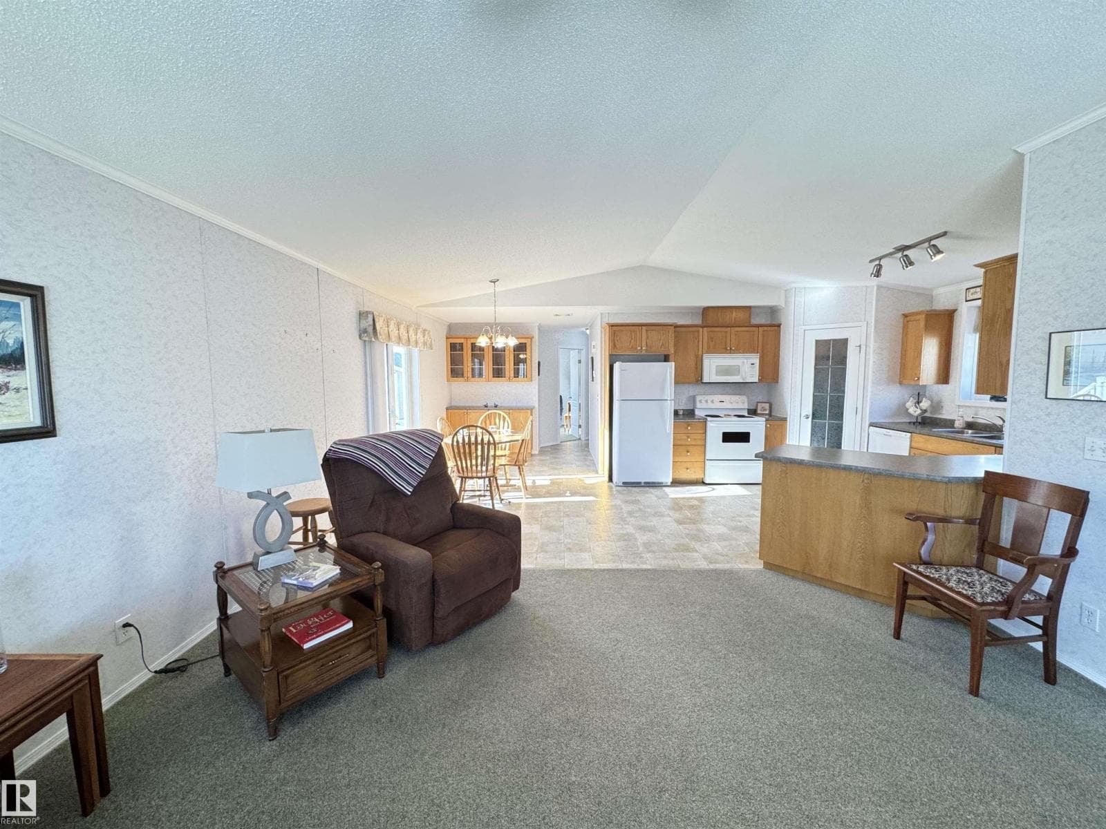 4022 Aspen WY — photo 4