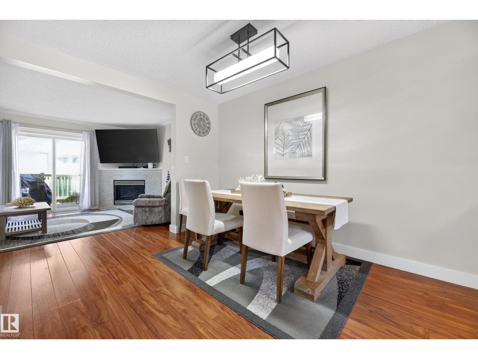 6514 19 AV NW — photo 5