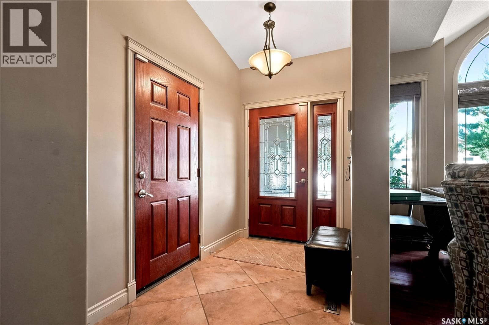 506 Vincent CRESCENT — photo 3