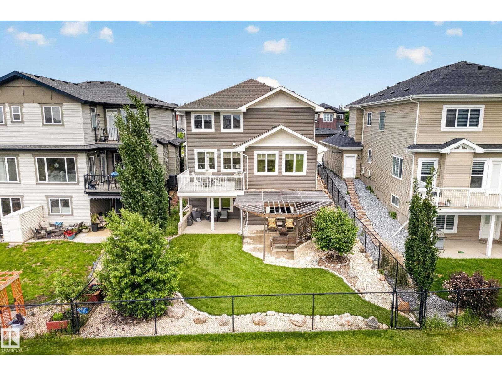 3803 48 AV — photo 3