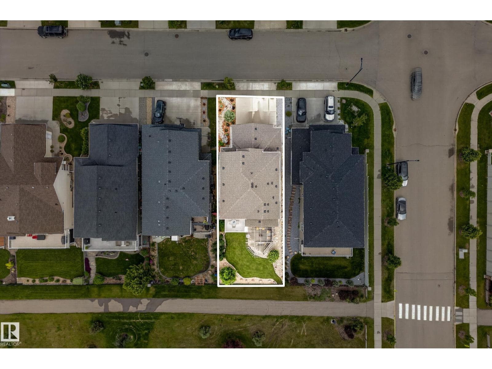 3803 48 AV — photo 4