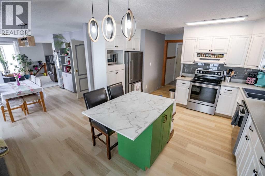 8 Grenier Ave — photo 3
